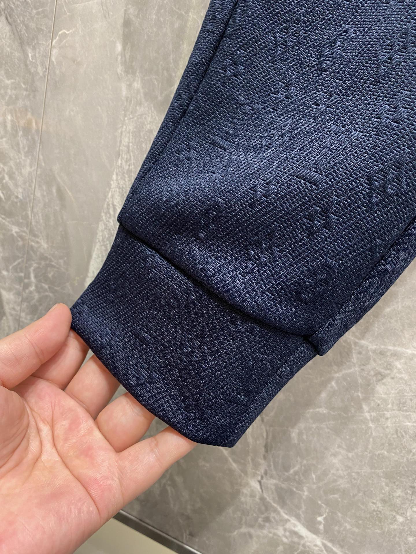 LV NAVY BLUE TROUSERS 239482