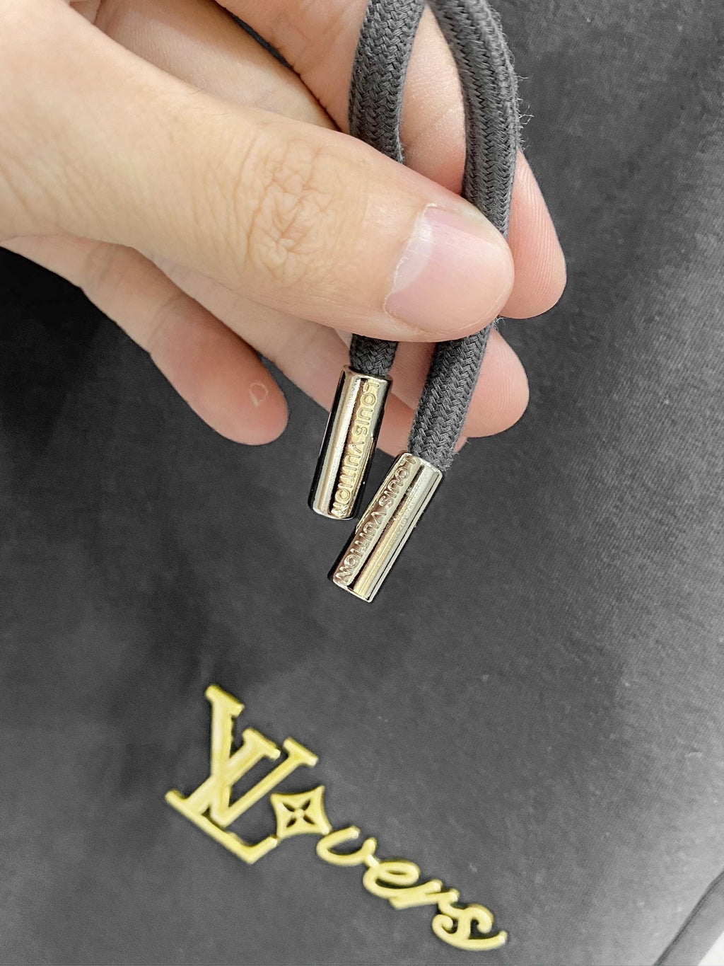 LV DARK GRAY TROUSERS 239478