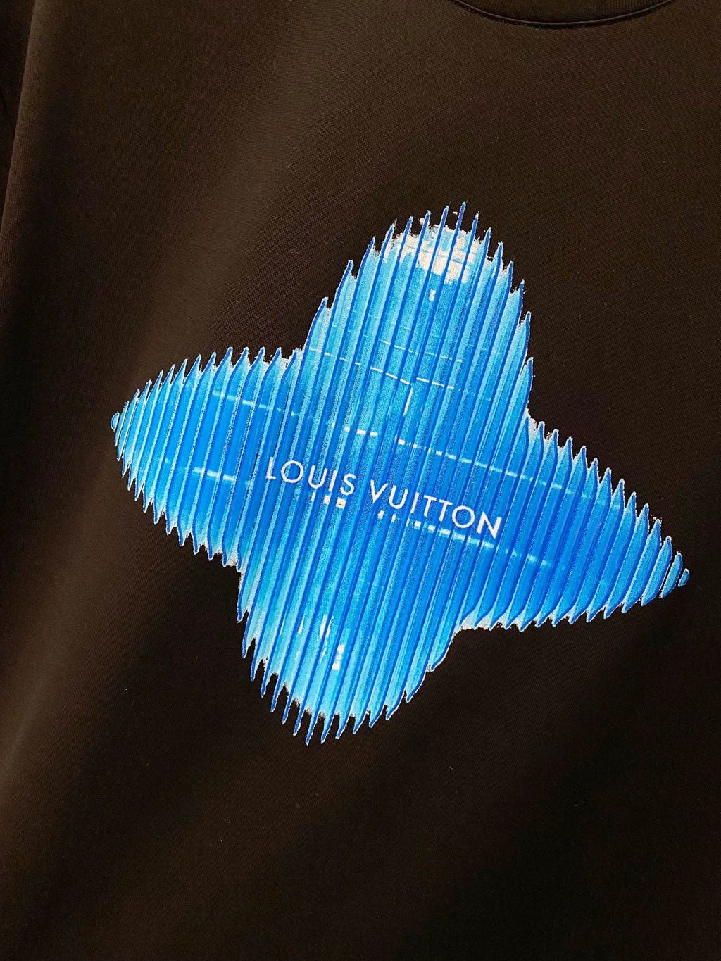 LV T-SHIRT IN BLACK COTTON BLUE LOGO PRINT 238836