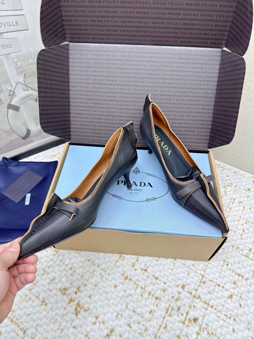 PRADA 26S ANTIQUED LEATHER PUMPS 55MM IN BLACK CALFSKIN