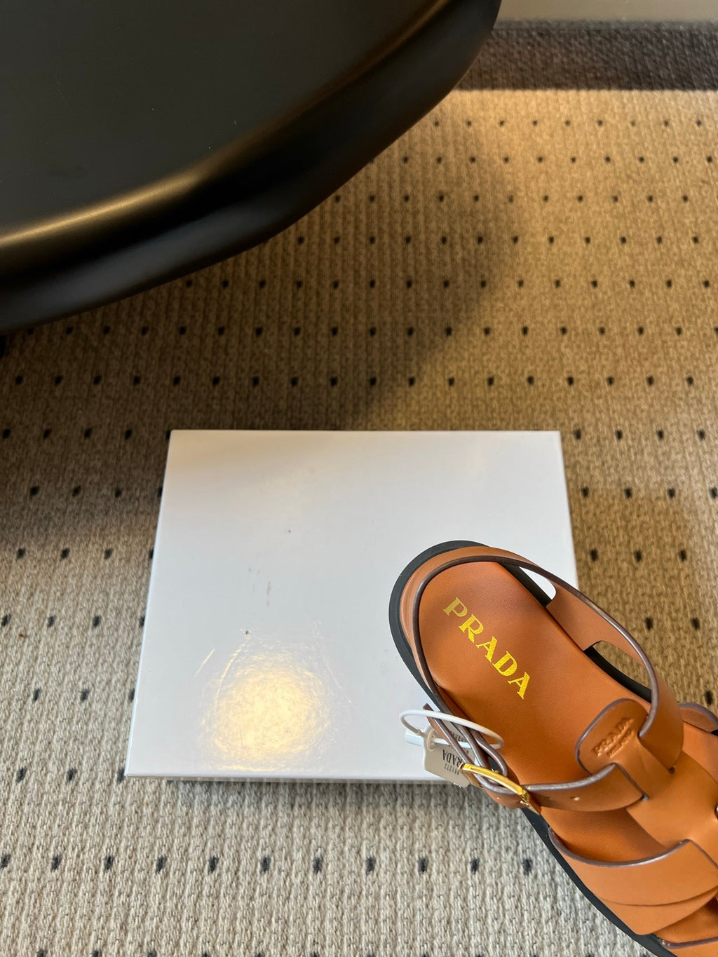 PRADA 26S ANKLE STRAP FISHERMAN SANDALS IN BROWN CALFSKIN
