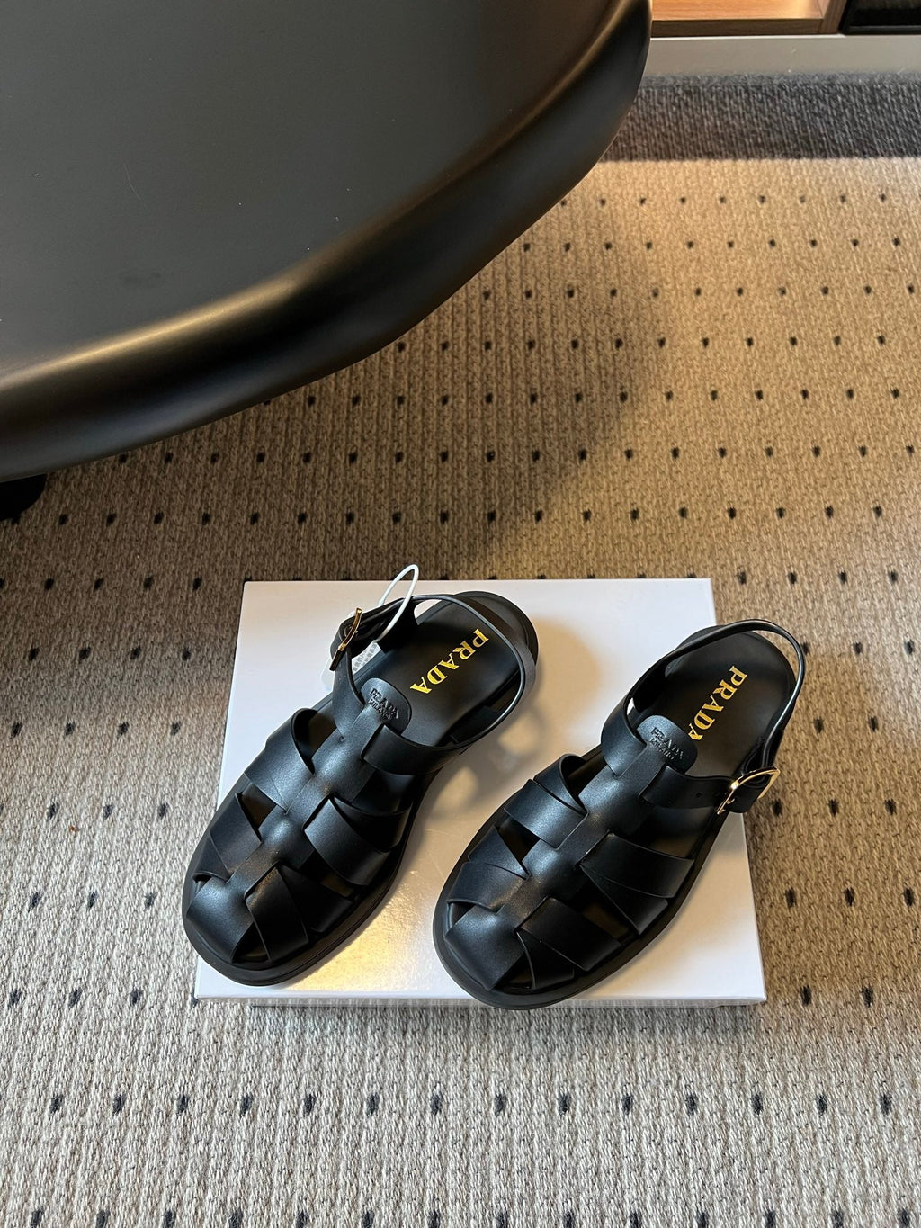 PRADA 26S ANKLE STRAP FISHERMAN SANDALS IN BLACK CALFSKIN