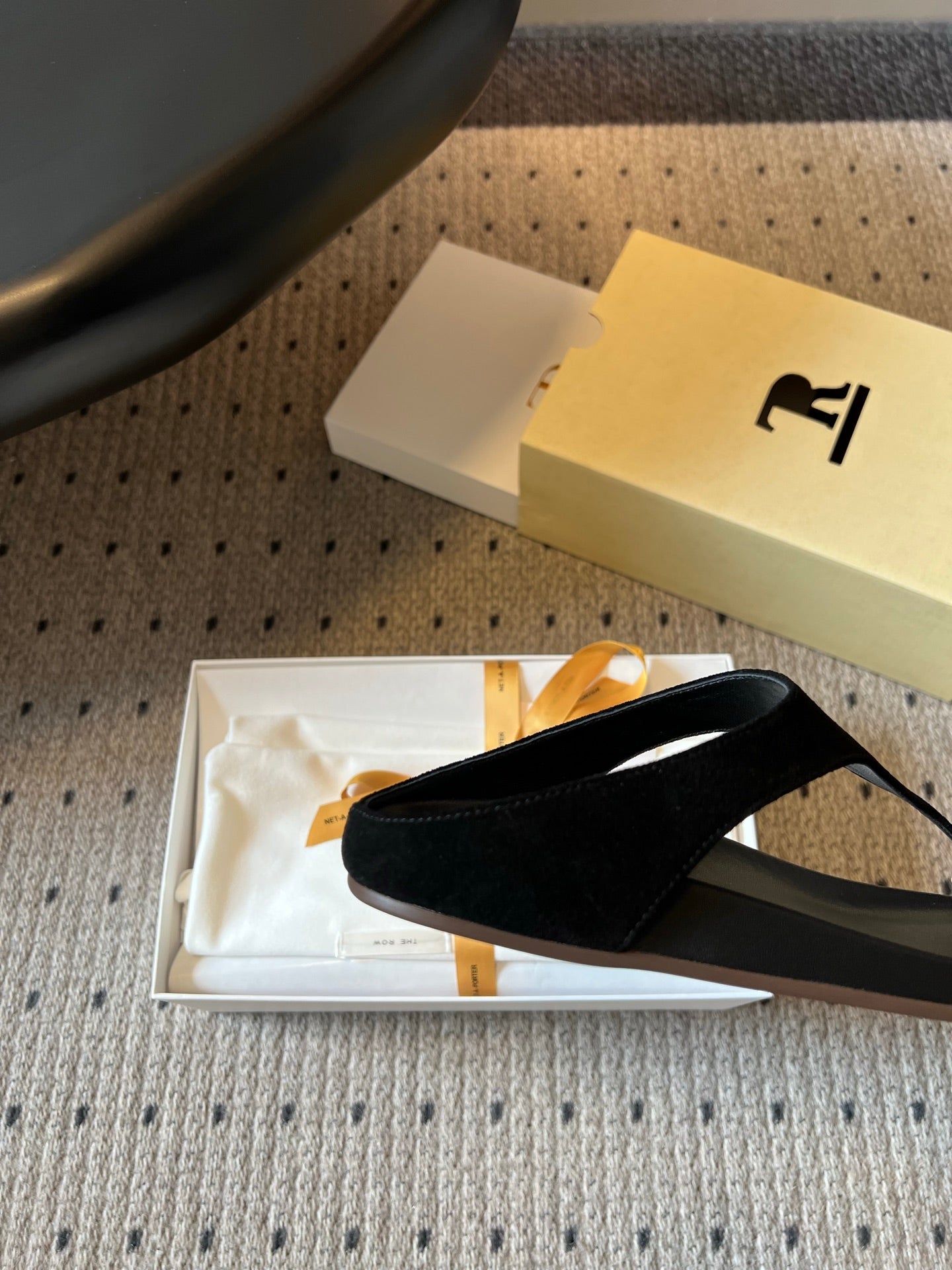 THE ROW 26S THONG SANDALS IN BLACK SUEDE