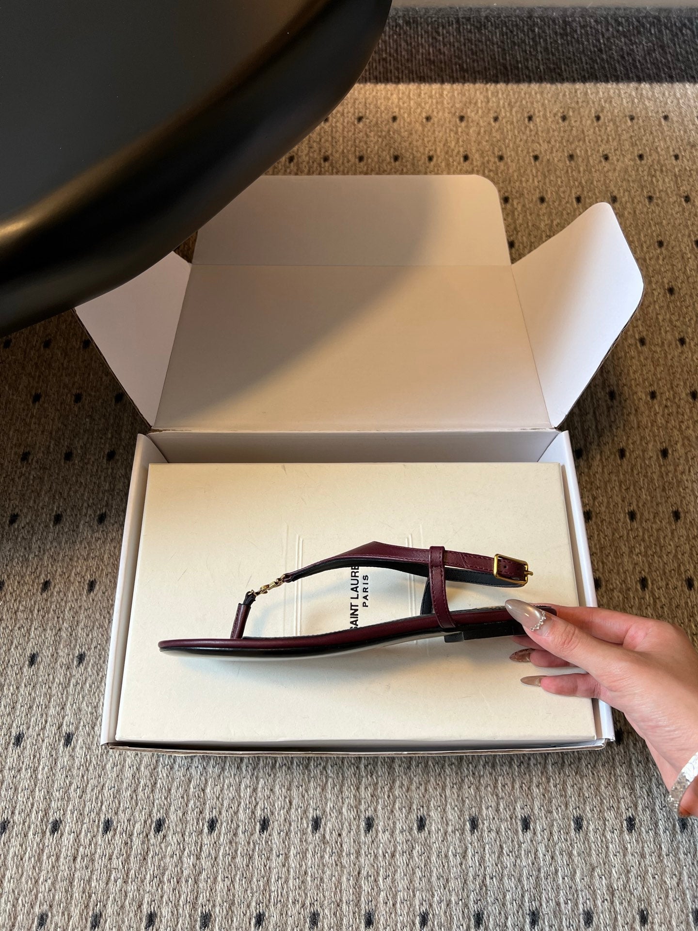 YSL 26S WIDE-STRAP THONG SANDALS IN DARK RED CALFSKIN
