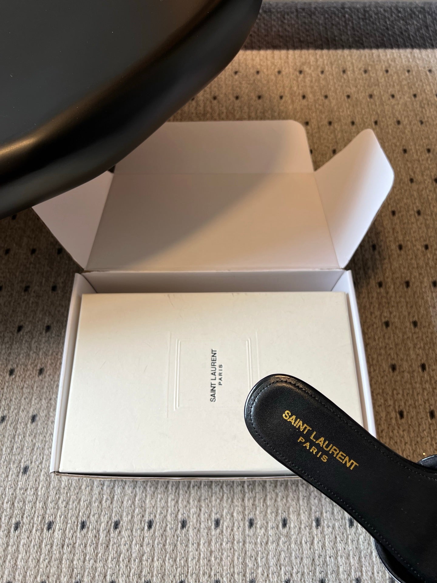 YSL 26S BABYLONE FLAT MULES IN BLACK LAMBSKIN