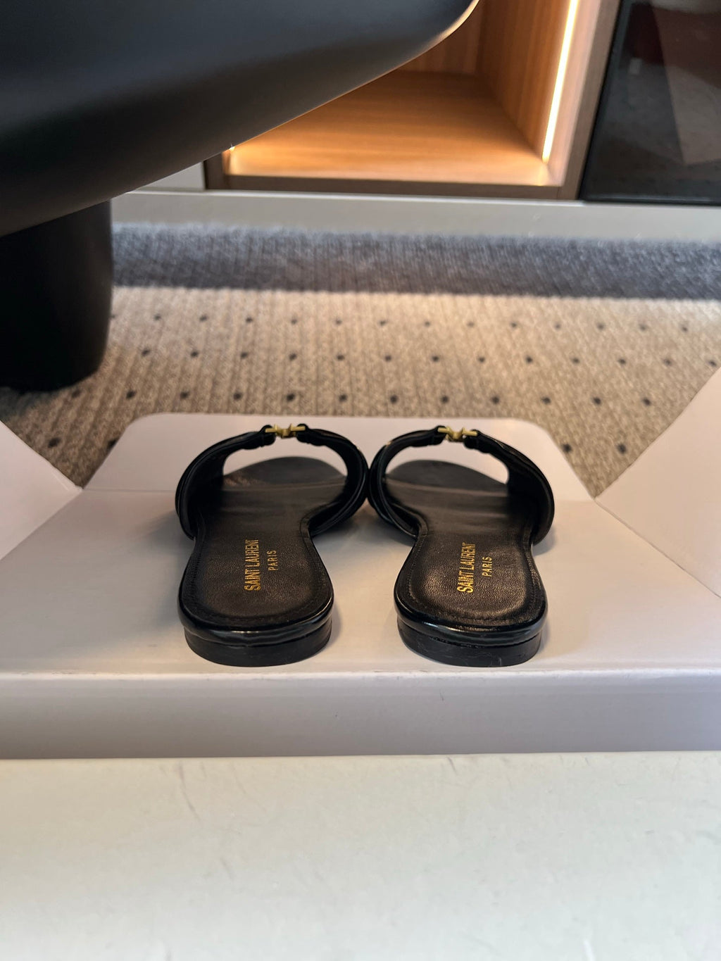 YSL 26S BABYLONE FLAT MULES IN BLACK LAMBSKIN