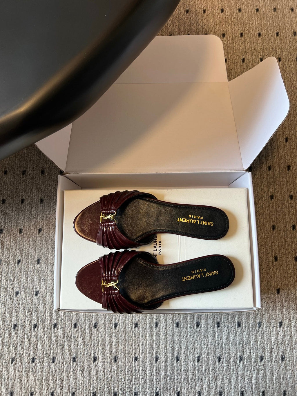 YSL 26S BABYLONE FLAT MULES IN DARK RED LAMBSKIN