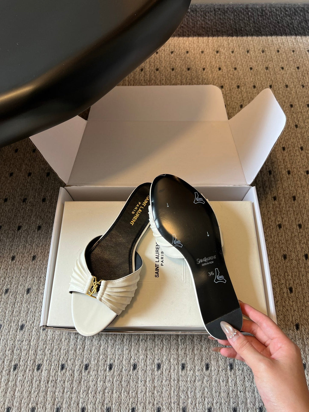 YSL 26S BABYLONE FLAT MULES IN WHITE LAMBSKIN