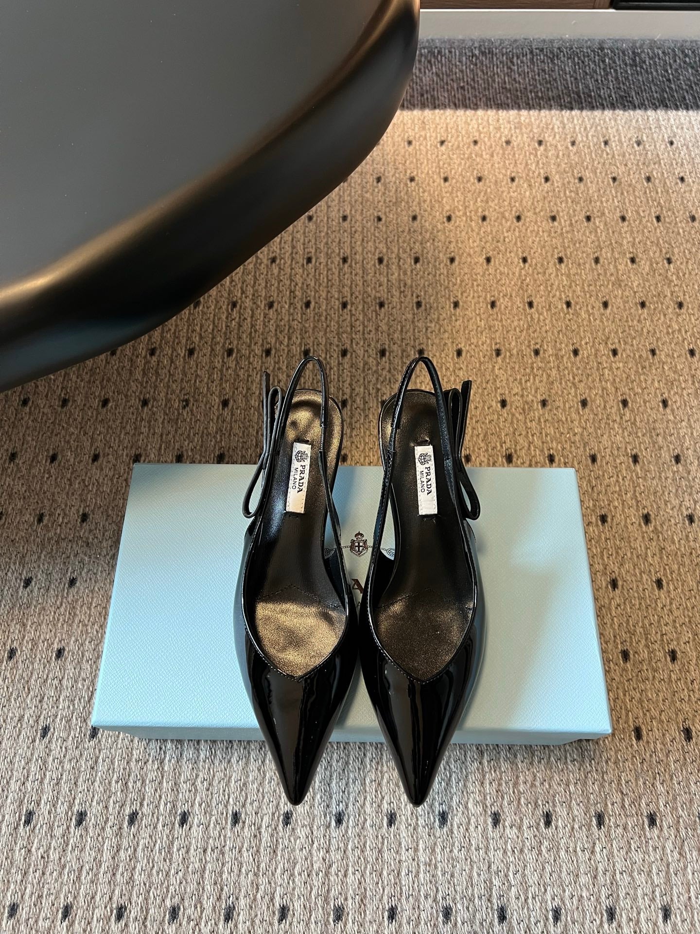 PRADA 26S POINTED TOE SLINGBACK HEELS 55MM IN BLACK PATENT CALFSKIN