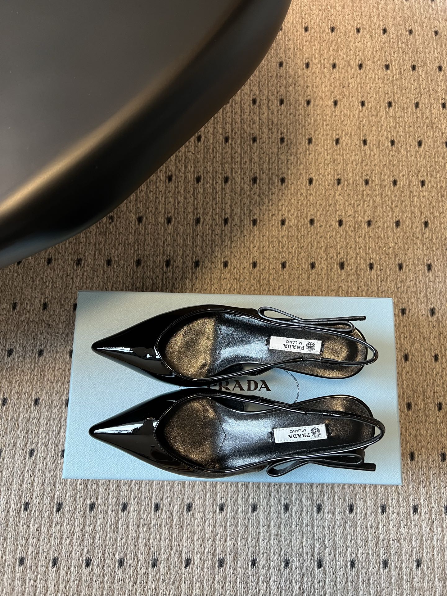 PRADA 26S POINTED TOE SLINGBACK HEELS 55MM IN BLACK PATENT CALFSKIN