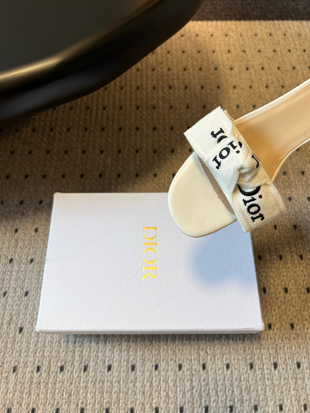 DIOR 26S HIGH-HEEL SANDALS 40 MM IN WHITE FABRIC AND LAMBSKIN