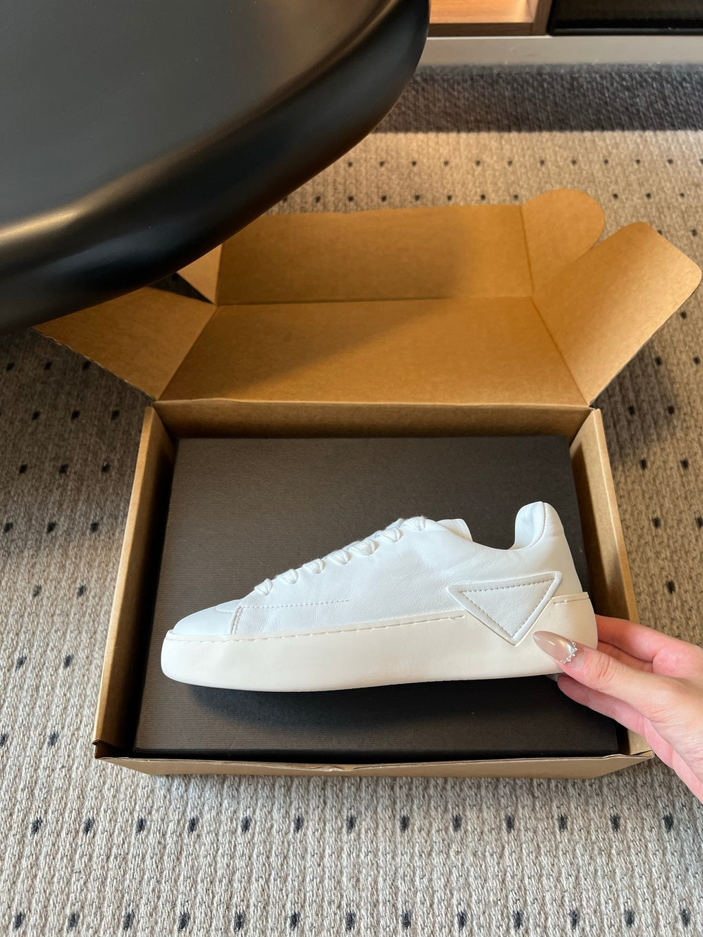 PRADA 26S LACE UP SNEAKERS 40MM IN WHITE CALFSKIN