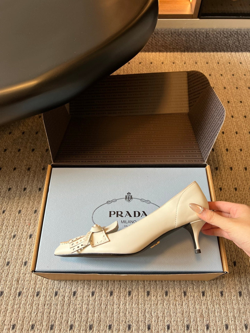 PRADA 26S POINTED TOE BOW FRINGE PUMPS 50MM IN IVORY WHITE CALFSKIN
