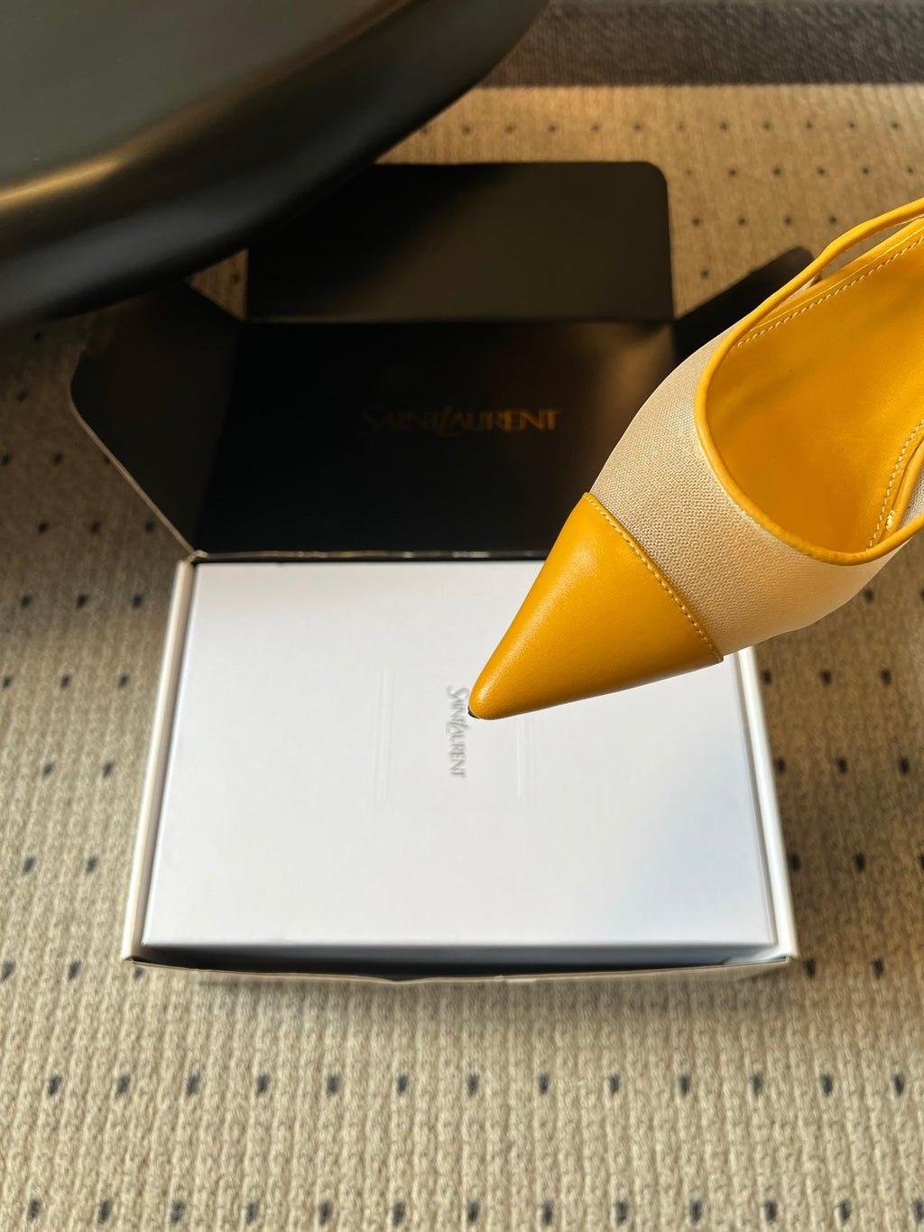 YSL 26S HEELED SLINGBACKS 60 MM IN MUSTARD YELLOW LAMBSKIN AND BEIGE MESH