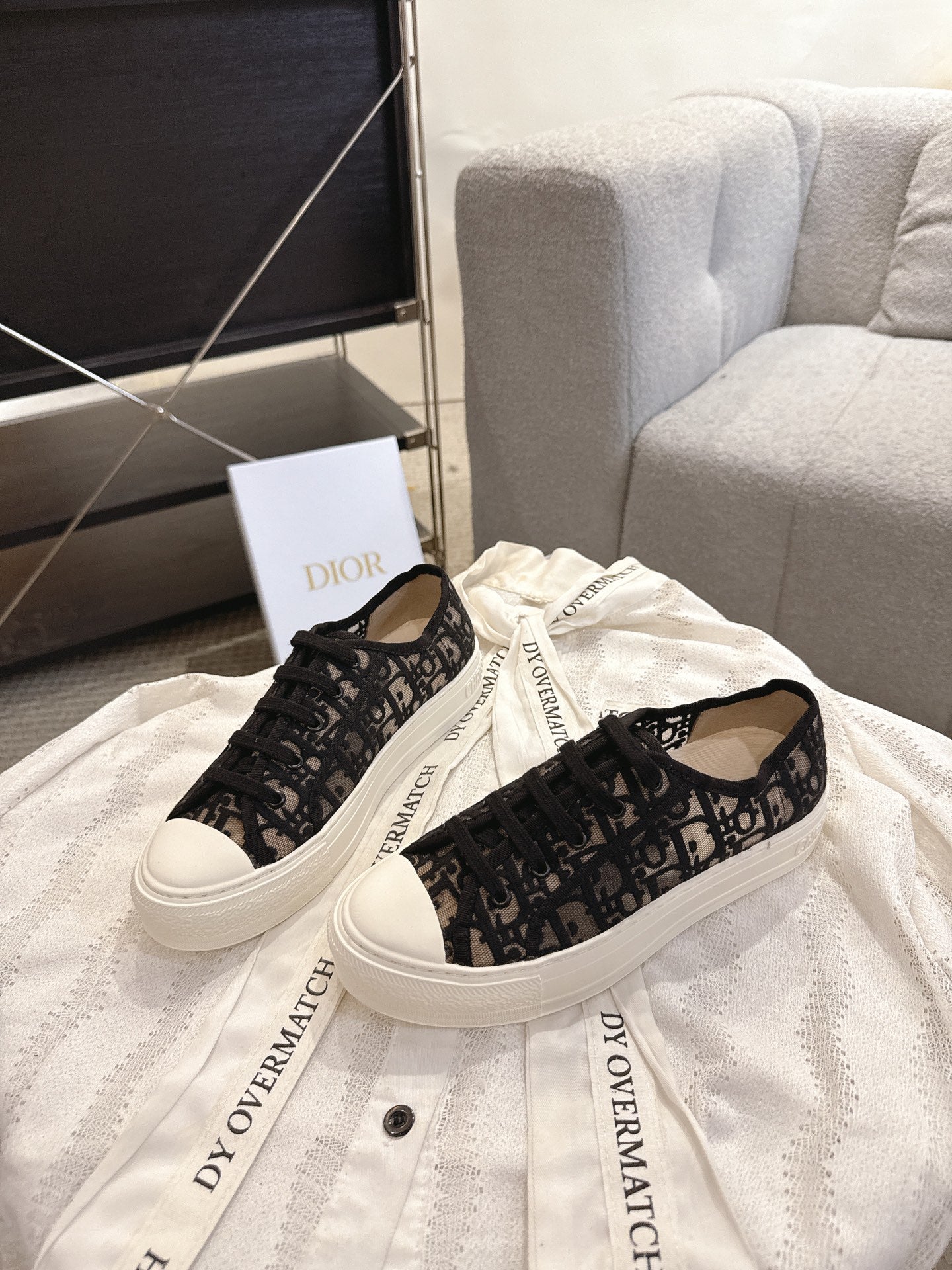 DIOR 26S SNEAKERS IN BLACK OBLIQUE EMBROIDERED MESH
