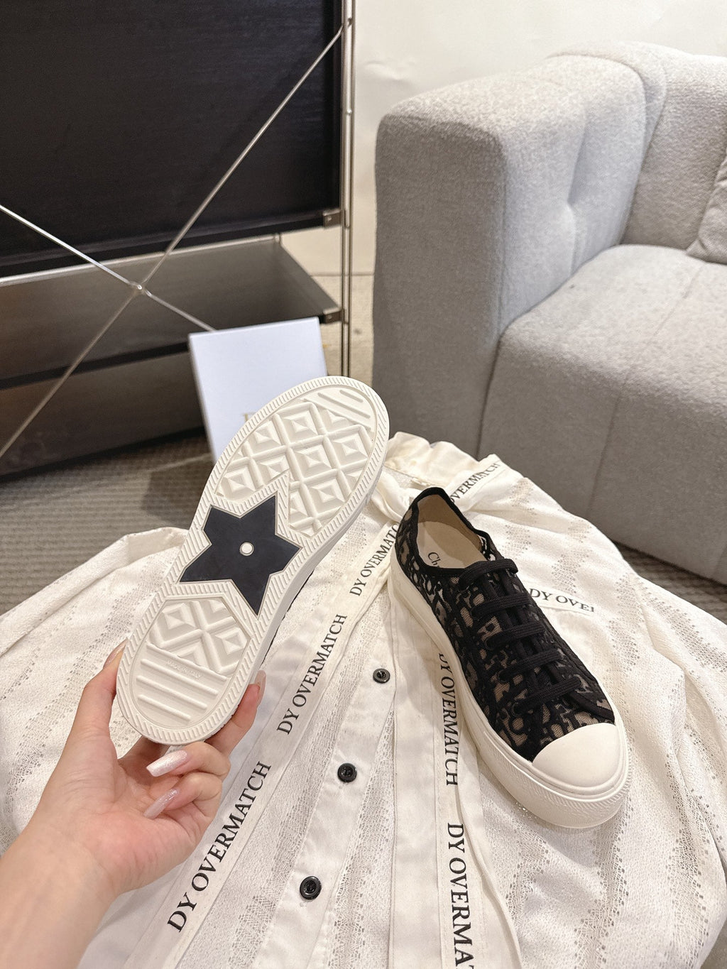 DIOR 26S SNEAKERS IN BLACK OBLIQUE EMBROIDERED MESH