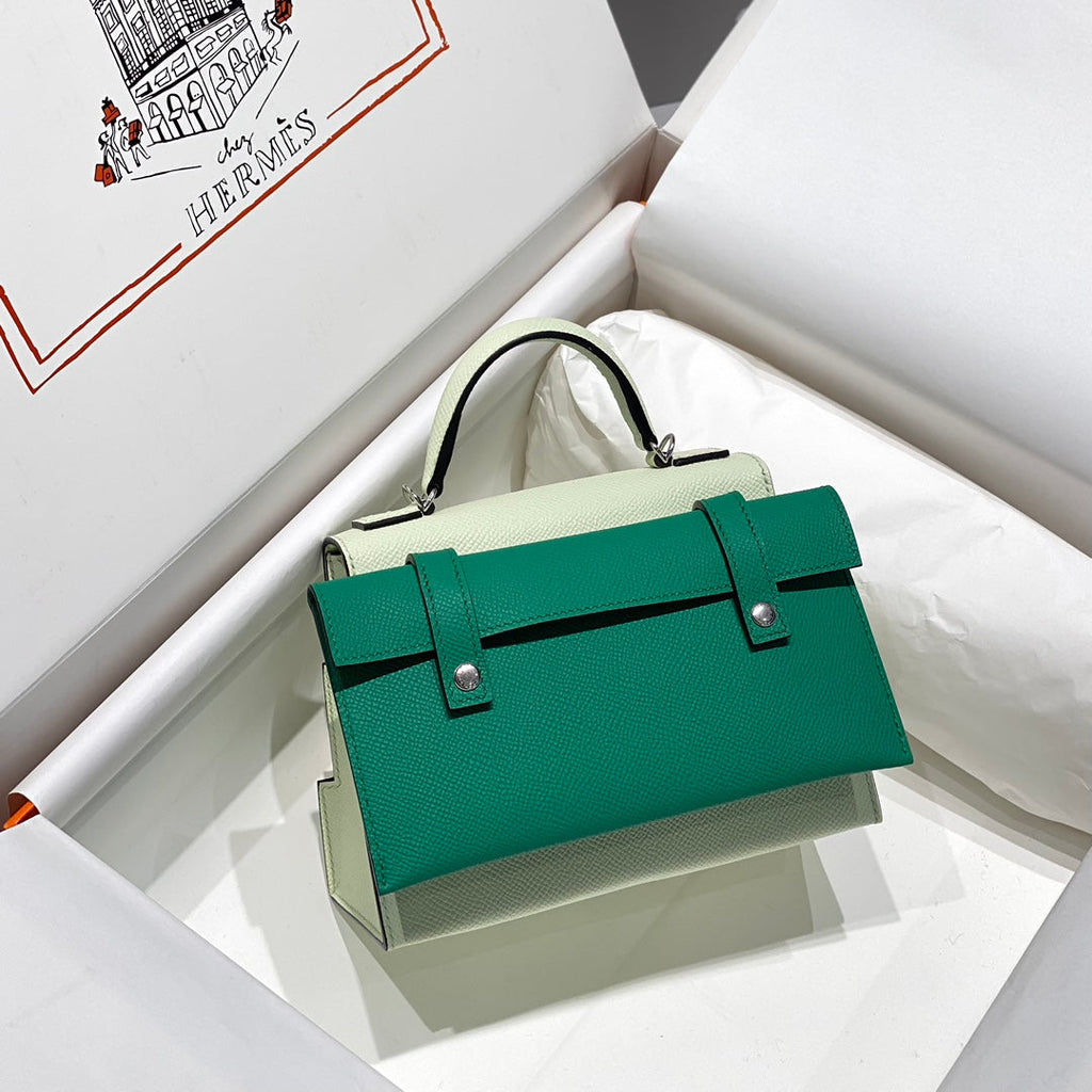 KELLY DOLL 18 IN LIGHT GREEN CALFSKIN
