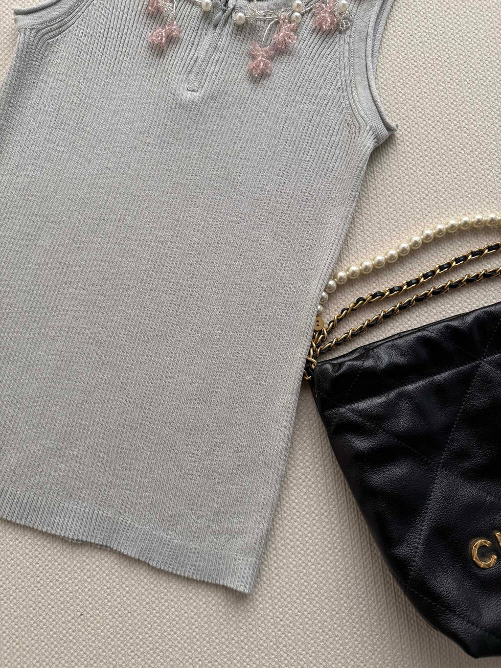 CHANEL 26S KNIT SLEEVELESS TOP STYLE 1185