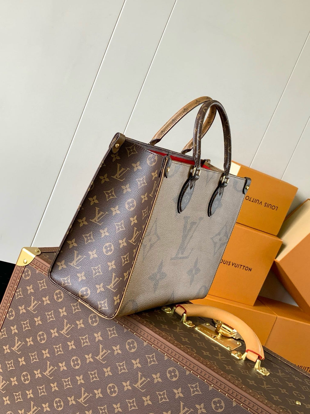 ONTHEGO MM 35CM MONOGRAM GIANT CANVAS