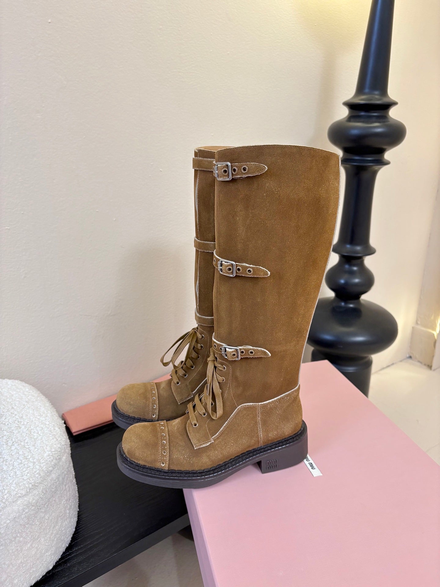 MIUMIU 25S ARMY BOOTS IN BROWN SUEDE