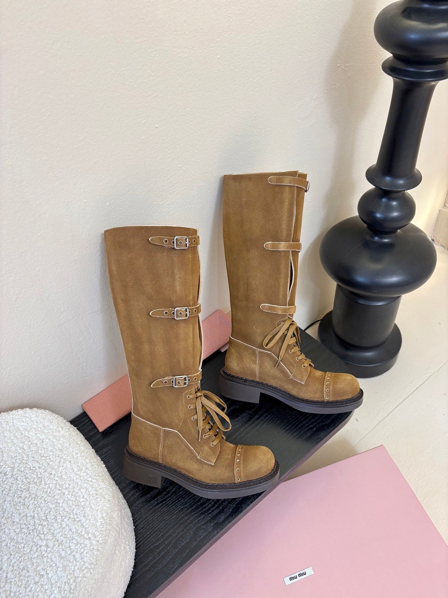 MIUMIU 25S ARMY BOOTS IN BROWN SUEDE