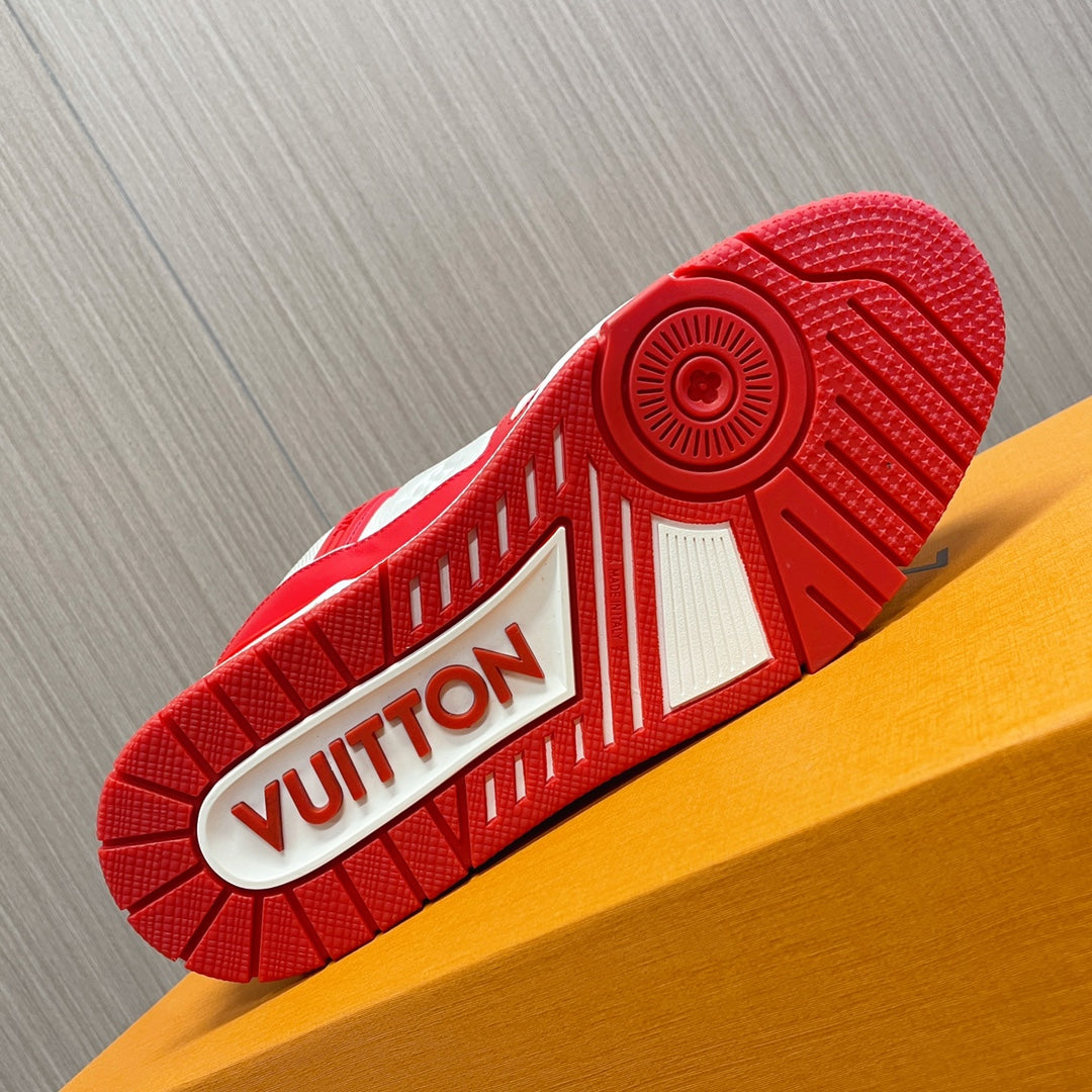 LV 26S LOW TOP SNEAKERS IN WHITE AND DARK RED CALFSKIN WITH MONOGRAM SOLE DETAIL