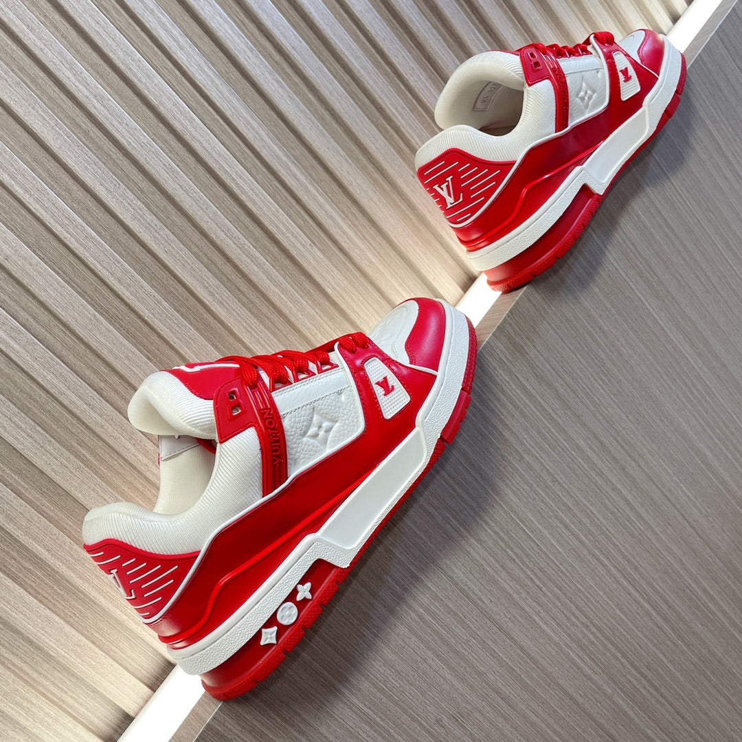 LV 26S LOW TOP SNEAKERS IN WHITE AND DARK RED CALFSKIN WITH MONOGRAM SOLE DETAIL