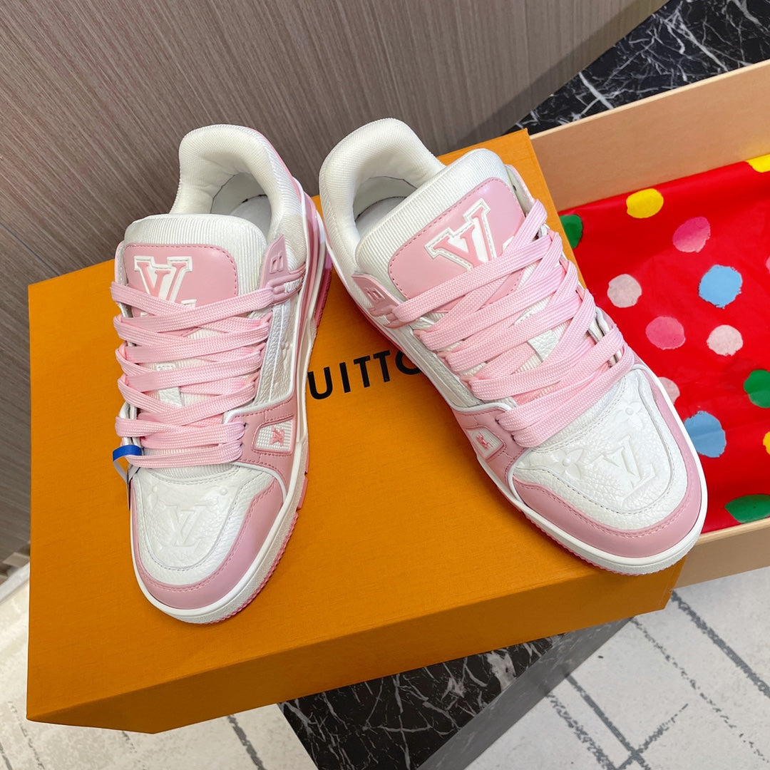LV 26S LOW TOP SNEAKERS IN WHITE AND LIGHT PINK CALFSKIN WITH MONOGRAM SOLE DETAIL