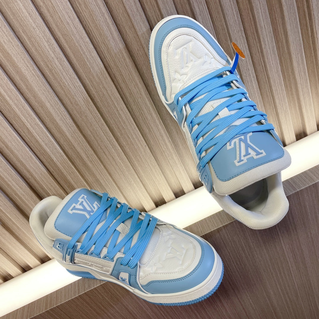 LV 26S LOW TOP SNEAKERS IN WHITE AND LIGHT BLUE CALFSKIN WITH MONOGRAM SOLE DETAIL