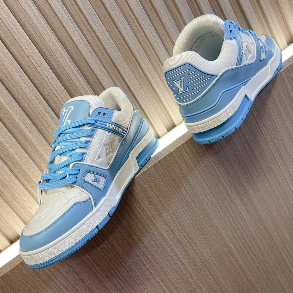 LV 26S LOW TOP SNEAKERS IN WHITE AND LIGHT BLUE CALFSKIN WITH MONOGRAM SOLE DETAIL