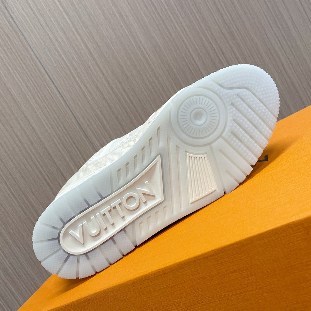 LV 26S LOW TOP SNEAKERS IN WHITE MONOGRAM DENIM AND CALFSKIN