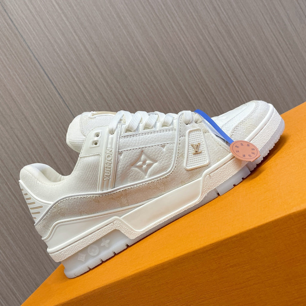 LV 26S LOW TOP SNEAKERS IN WHITE MONOGRAM DENIM AND CALFSKIN