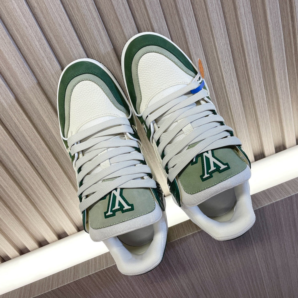 LV 26S LOW TOP SNEAKERS IN WHITE OLIVE GREEN CALFSKIN WITH MONOGRAM SOLE DETAIL