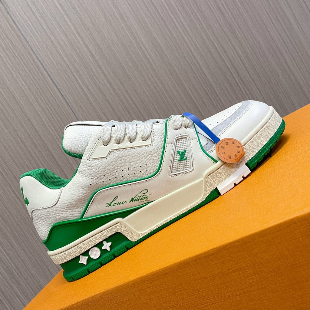 LV 26S LOW TOP SNEAKERS IN WHITE GREEN CALFSKIN WITH MONOGRAM SOLE DETAIL
