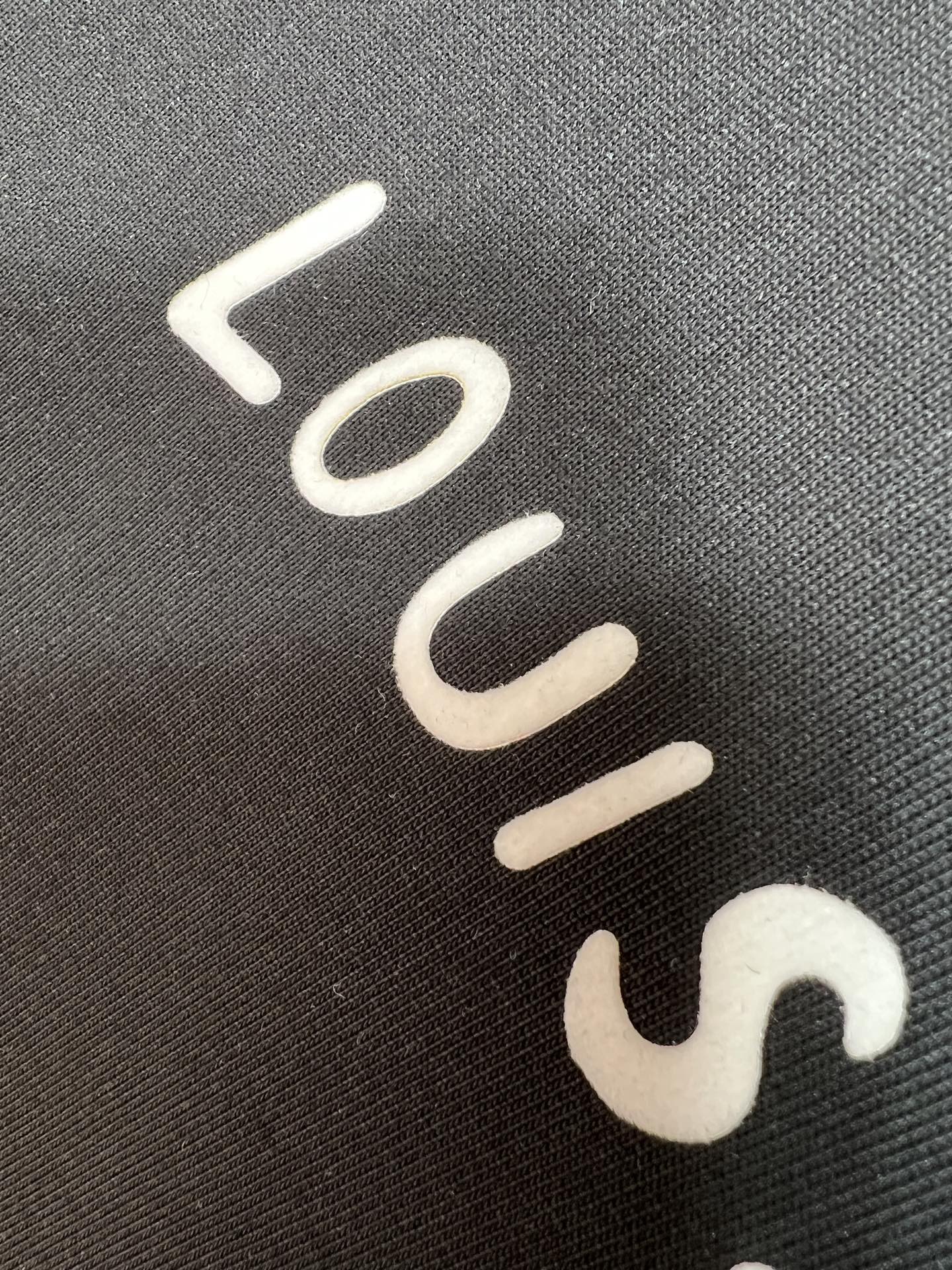 LV T-SHIRT IN BLACK PURE COTTON COLORFUL LOGO 238924