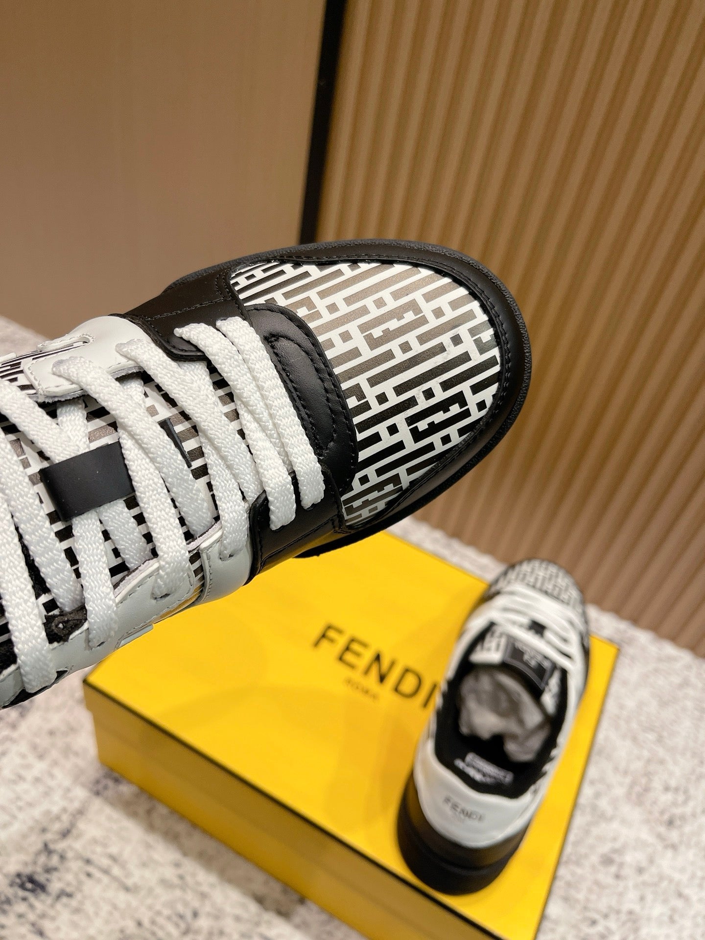 FENDI 25S MATCH SNEAKERS IN WHITE MIX BLACK CALFSKIN STYLE 2