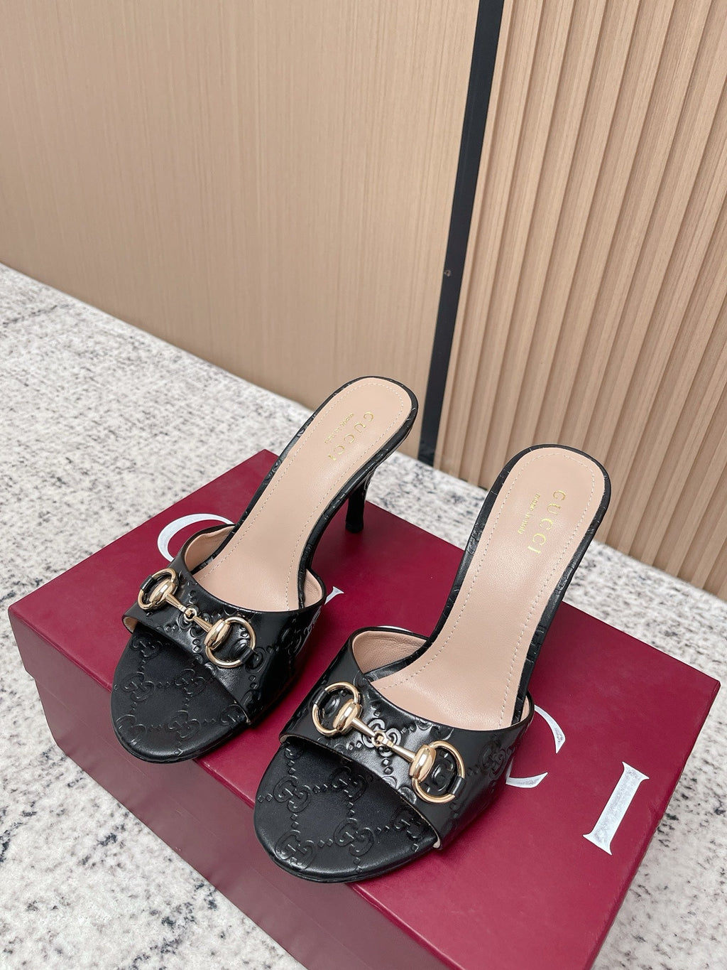 GUCCI 26S HIGH-HEEL SANDALS 85 MM IN BLACK CALFSKIN