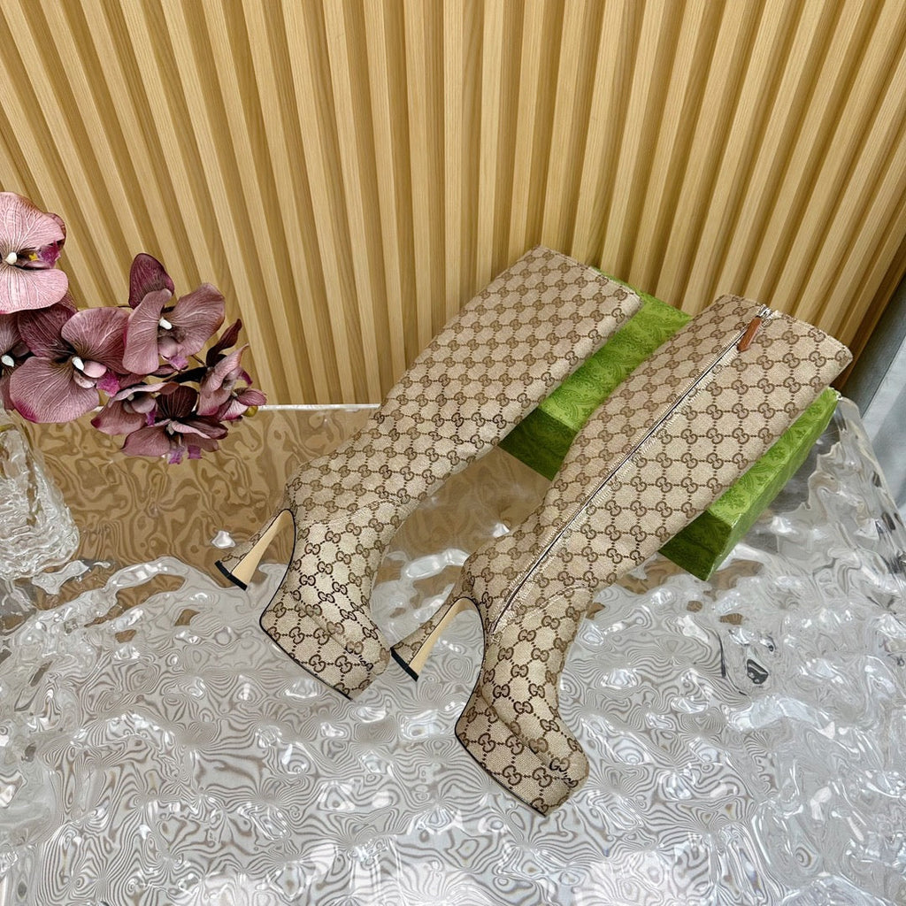 PLATFORM KNEE BOOTS IN ECRU BEIGE MONOGRAM CANVAS AND SHEEPSKIN LINING