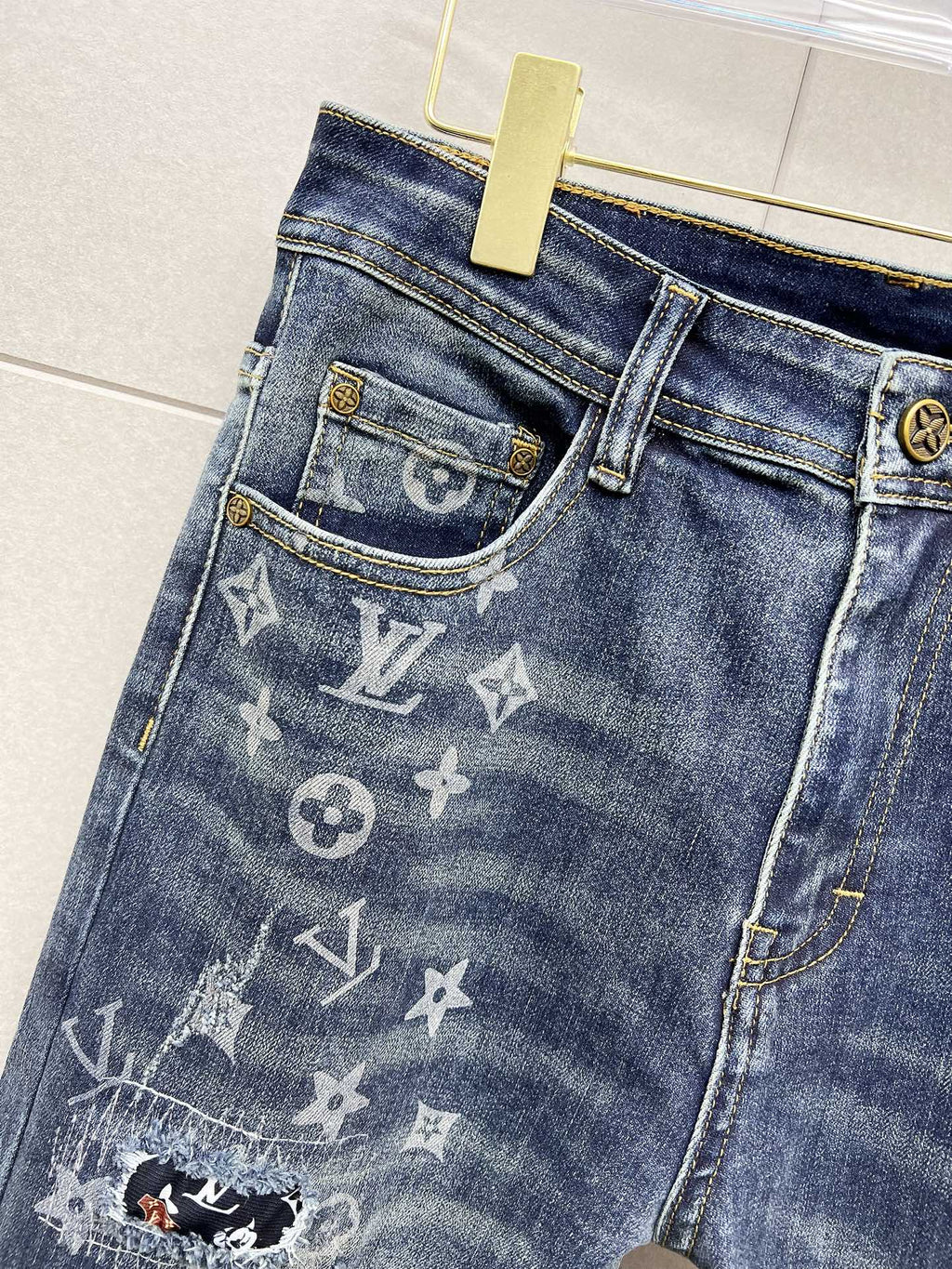 LV BLUE MONOGRAM DENIM JEAN 239498