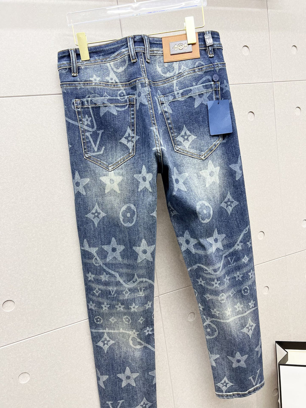 LV BLUE MONOGRAM DENIM JEAN 239499