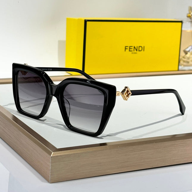 FF DIAMONDS SQUARE FRAME SUNGLASSES FE40161 IN ACETATE