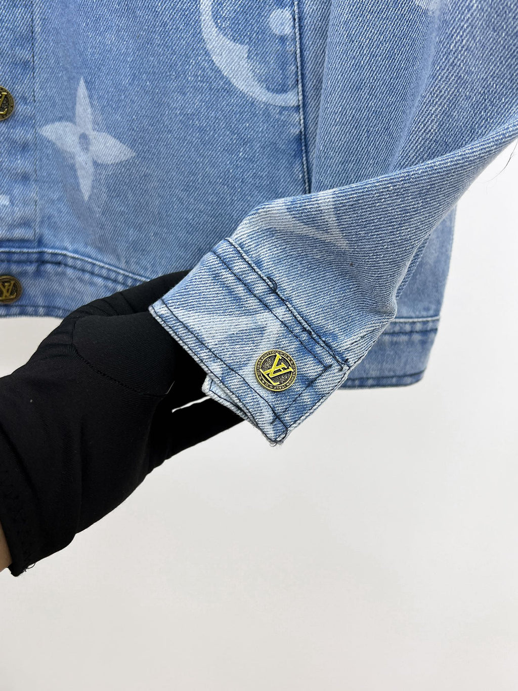 LV ICE BLUE MONOGRAM DENIM JACKET 239523