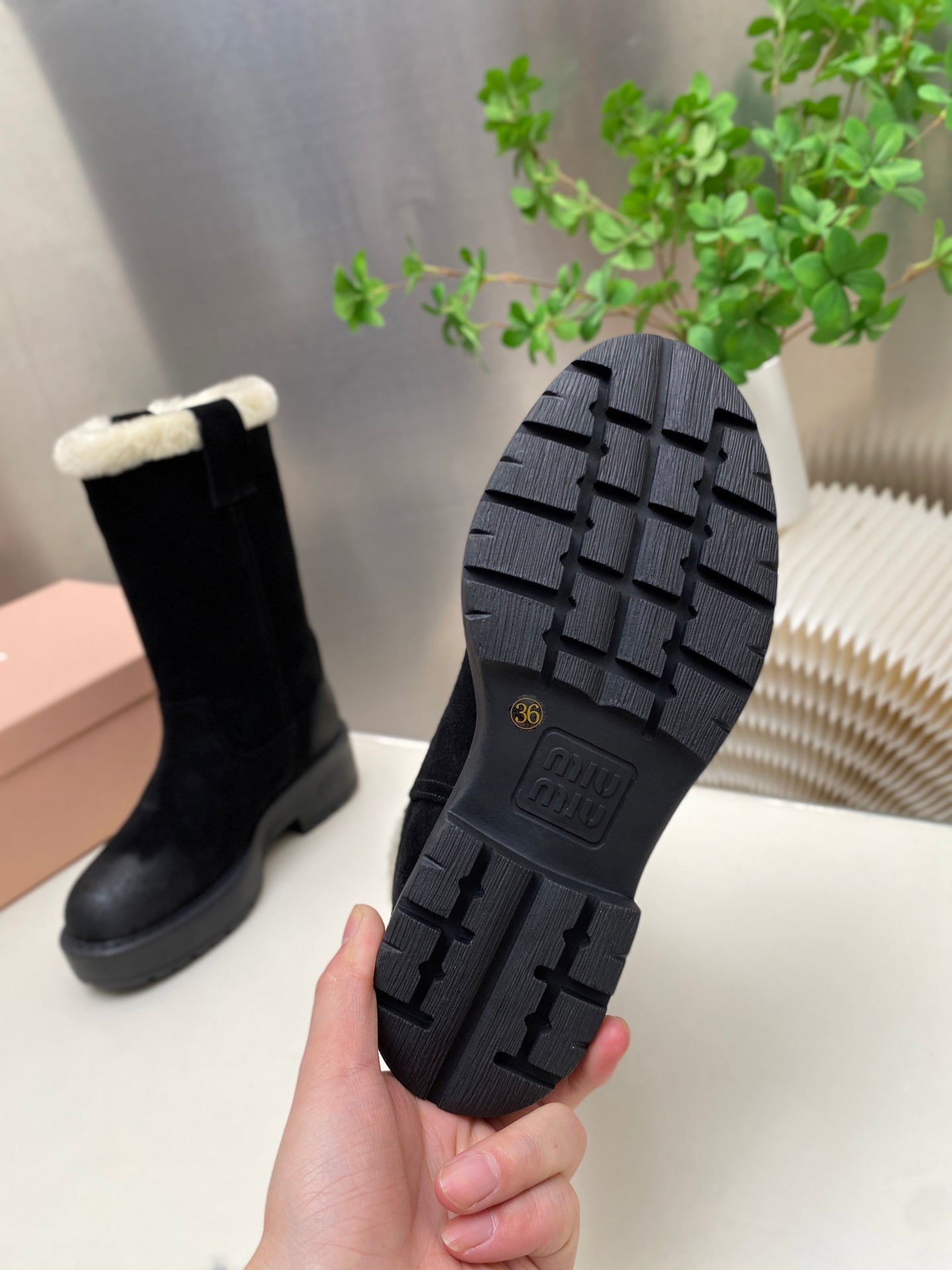 MIUMIU 26S MID CALF BOOT IN BLACK SUEDE AND SHEARLING