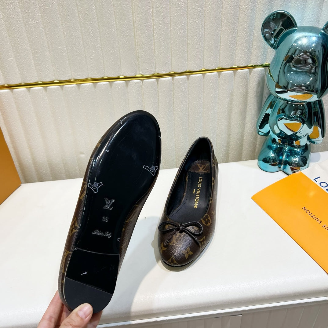 LV 26S BALLET FLATS IN DARK BROWN MONOGRAM CANVAS WITH BOW