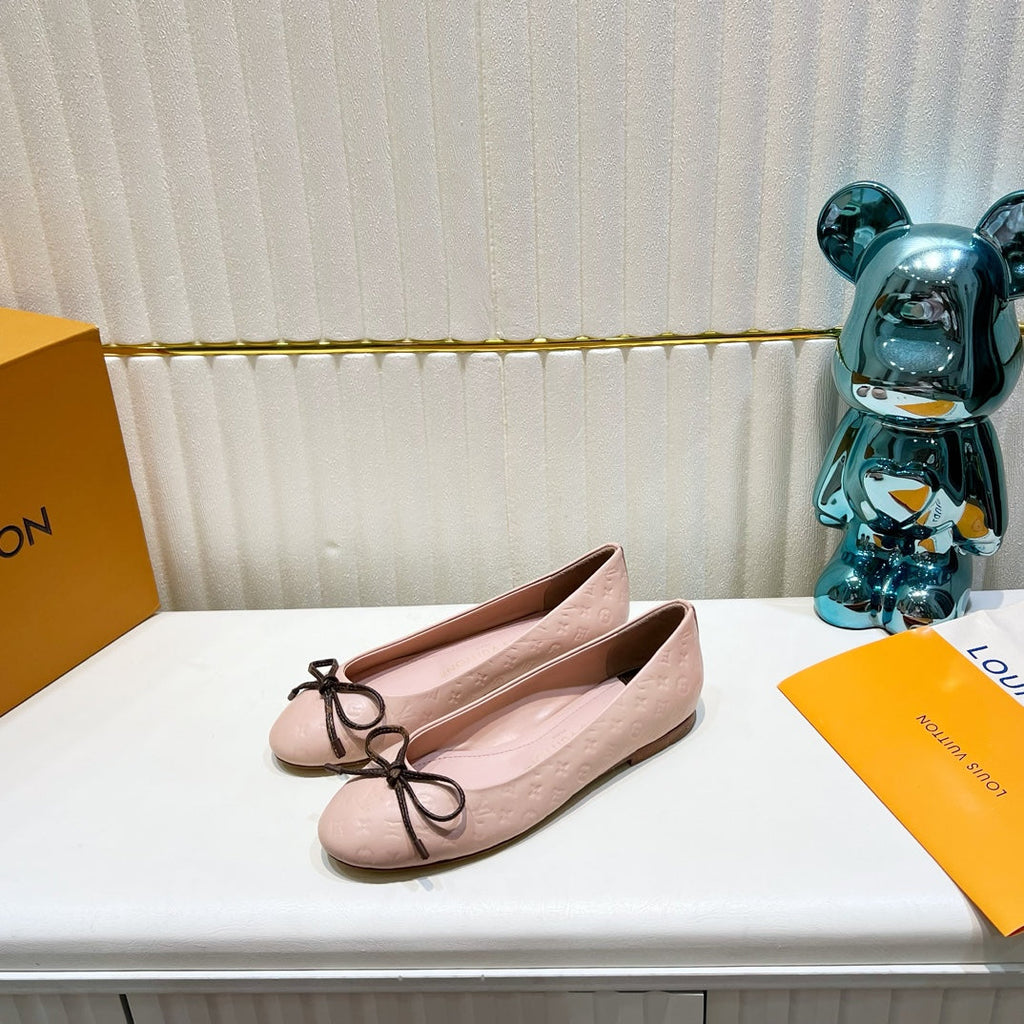 LV 26S BALLET FLATS IN LIGHT PINK MONOGRAM CALFSKIN WITH BOW