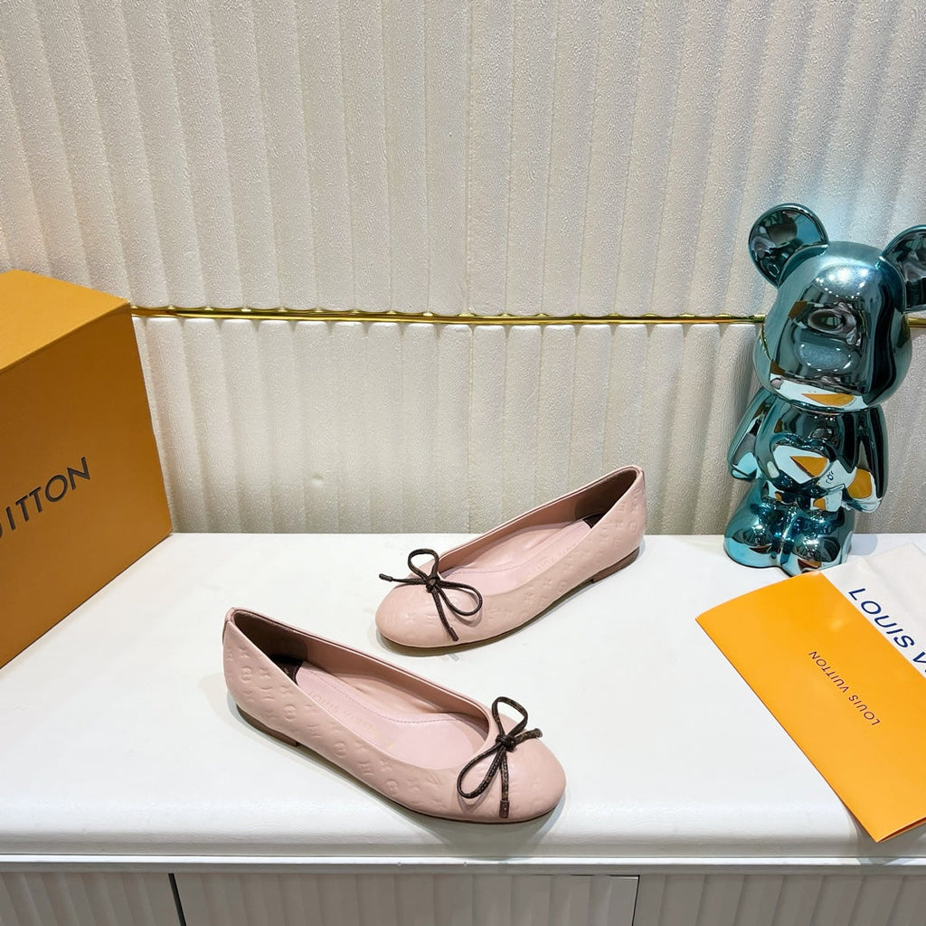 LV 26S BALLET FLATS IN LIGHT PINK MONOGRAM CALFSKIN WITH BOW