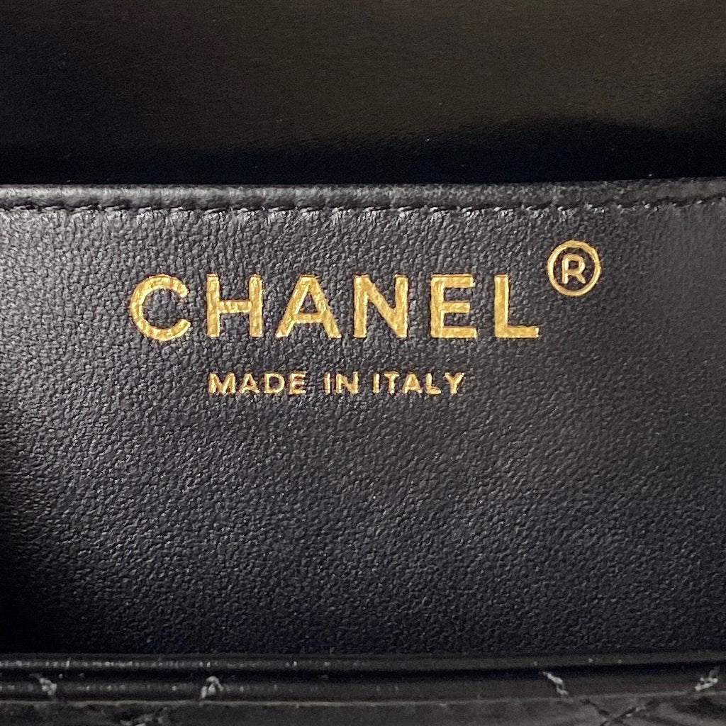 CC MINI 19 FLAP BAG IN BLACK CALFSKIN GOLD HARDWARE