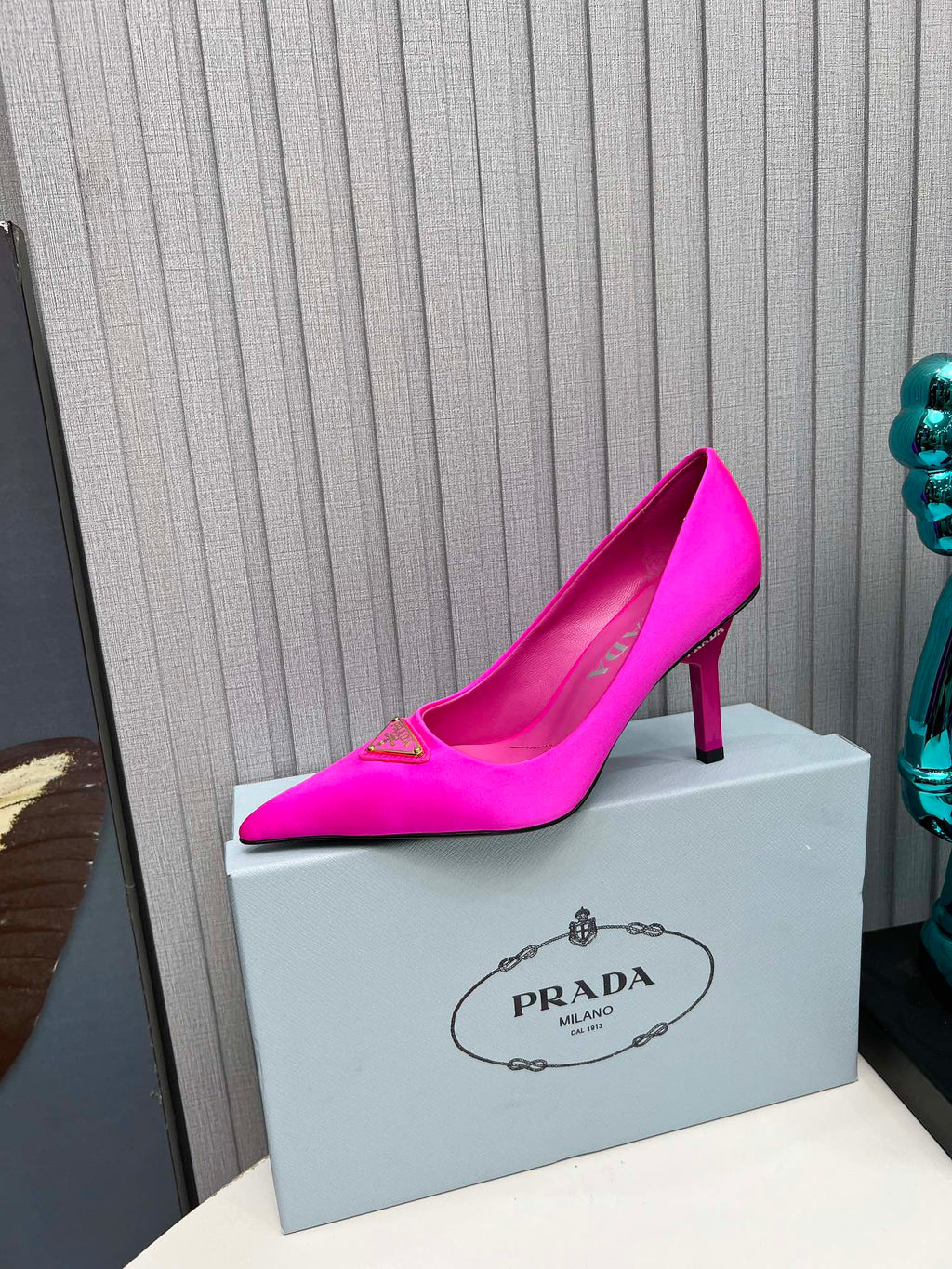 PRADA 26S POINTED TOE PUMPS STILETTO HEEL 80MM IN FUCHSIA PINK SATIN