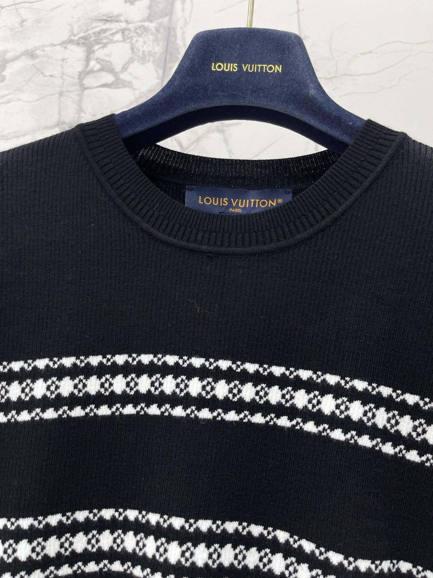 LV 26S SHORT-SLEEVED SWEATER STYLE 258