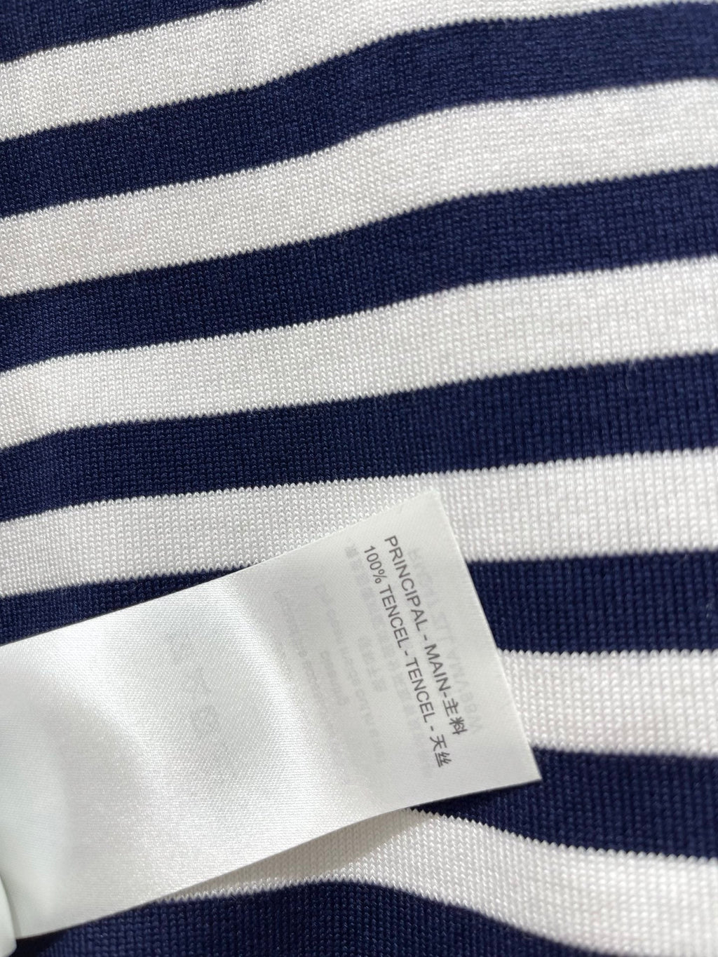 LV 26S T-SHIRT STYLE 199